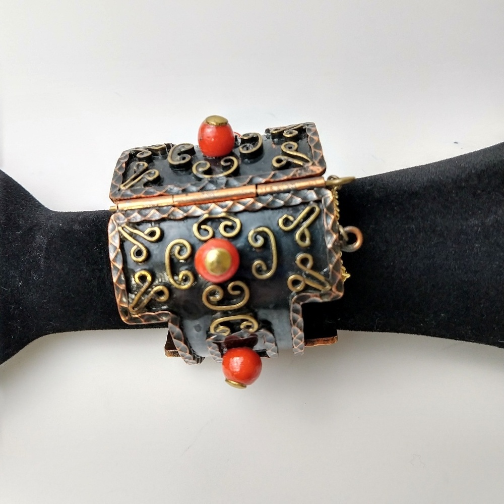 Vintage handmade copper cuff Mexico FIRM